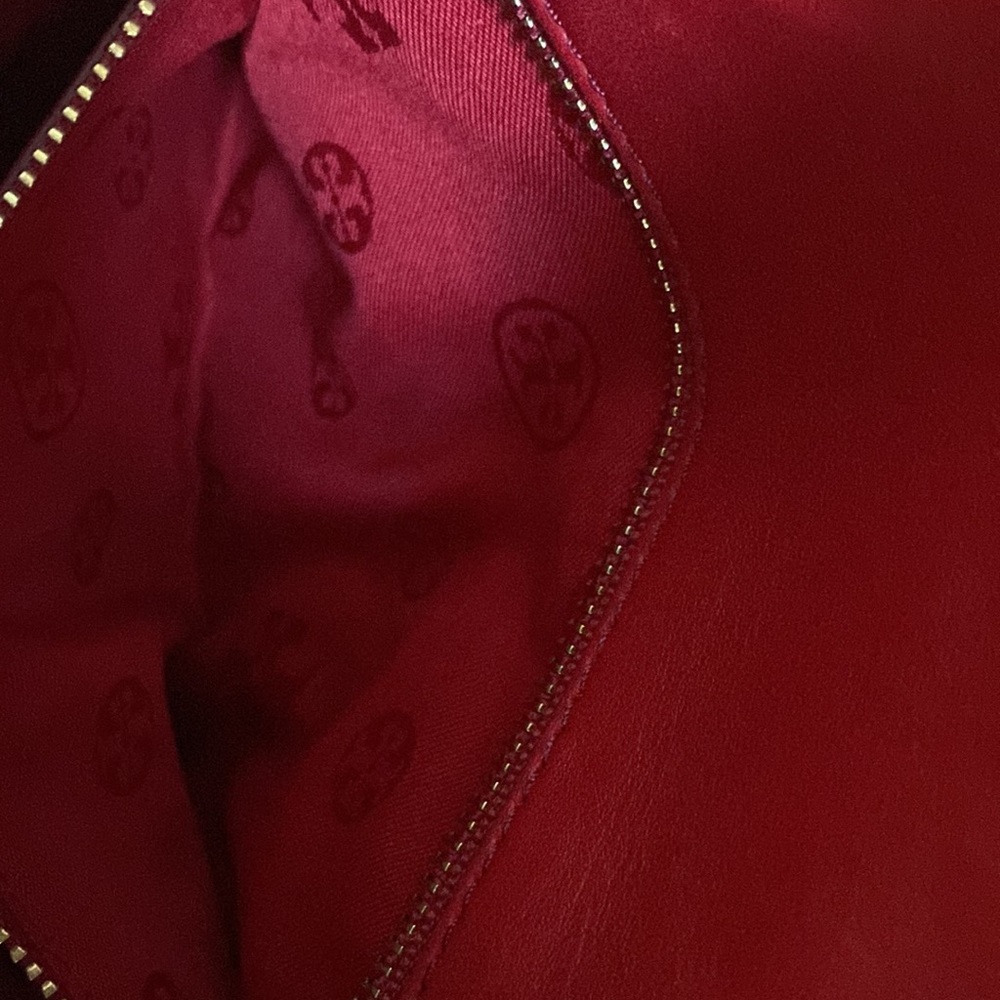 Tory Burch Red leather bag with gold chain - Picture 7 of 8